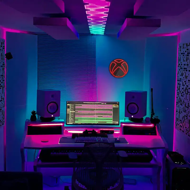 چراغ دیواری نئون دیزاین طرح Xbox-BL_RD