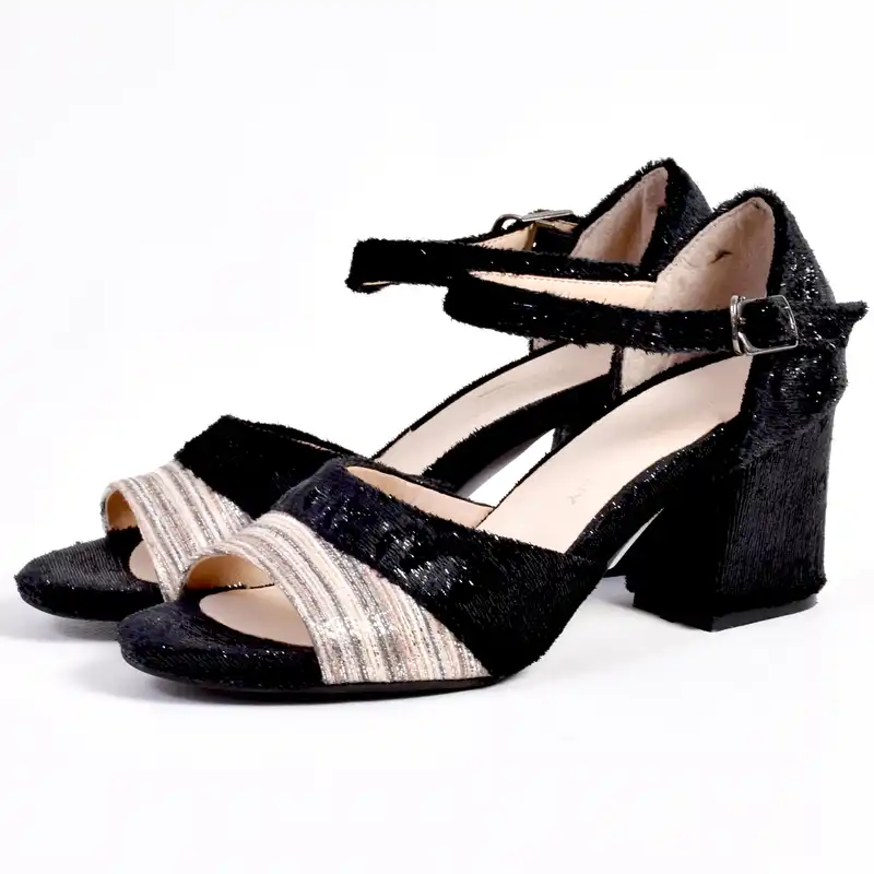 صندل زنانه تین بانی مدل گابریلا 02