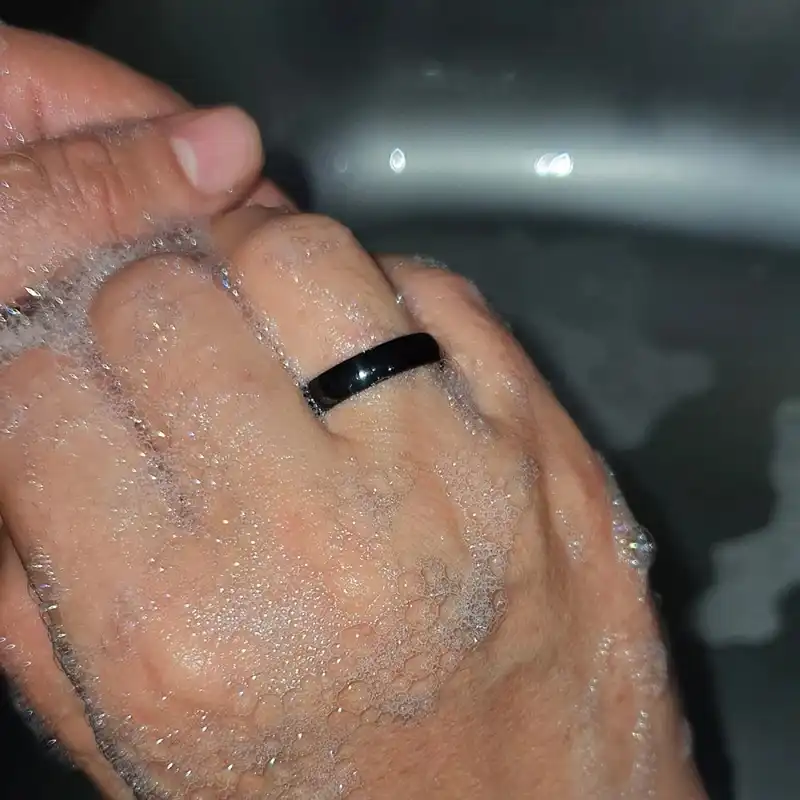 انگشتر رستاخیز مدل رینگ ساده رنگ مشکی