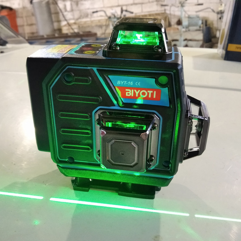 تراز لیزری بیوتی مدل BYT - 4D/16