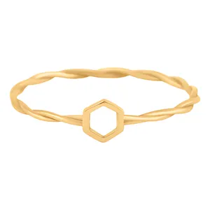 انگشتر طلا 18 عیار زنانه بان گالری مدل سبک هگزا طنابی سایز 52