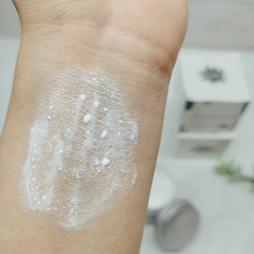 کرم مرطوب کننده ایمجز مدل شیرگاو وزن 80 گرم