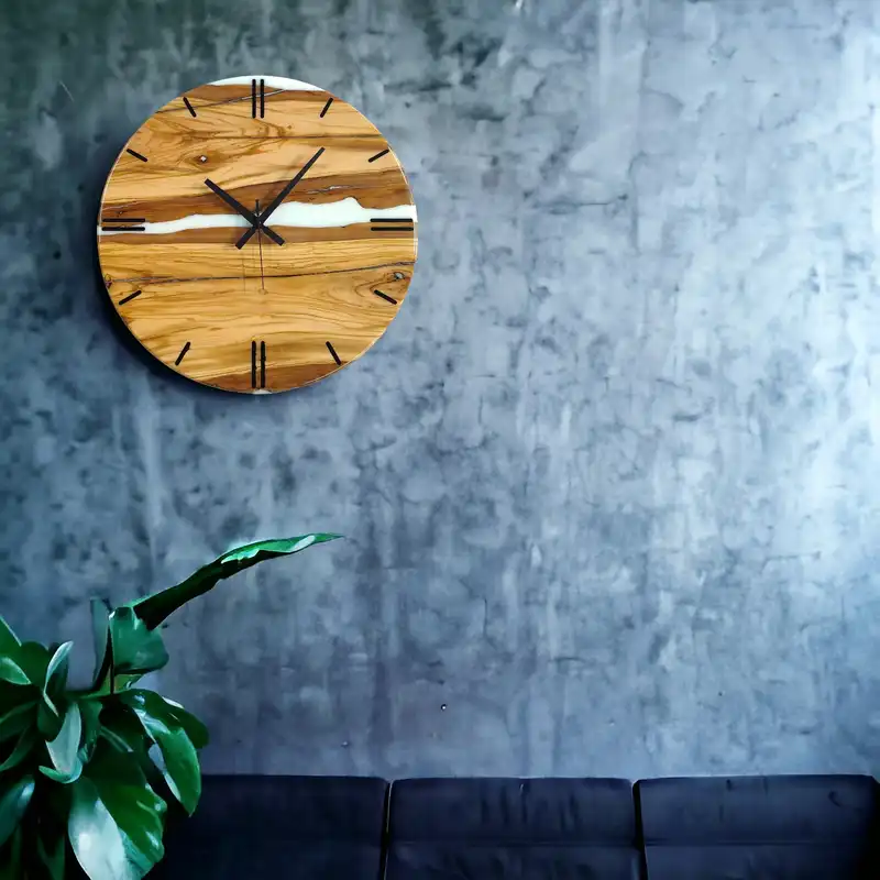 ساعت دیواری چوبی رزینی مدل کلاسیک کد 0069