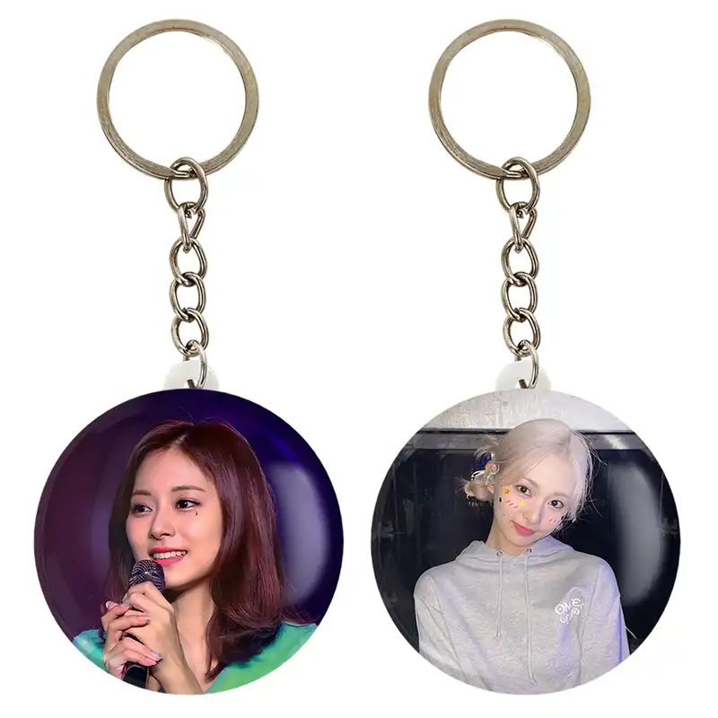 جاکلیدی خندالو مدل جویی گروه توایس TWICE کد 1987119876 مجموعه 2 عددی