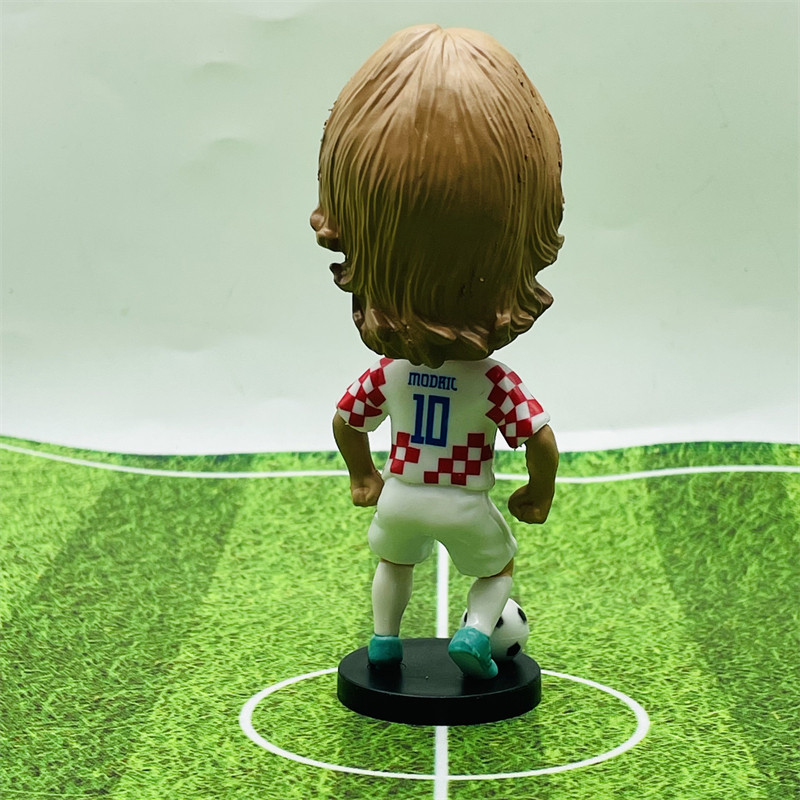 فیگور مدل مودریچ طرح کرواسی ارتفاع 10 سانتی متر