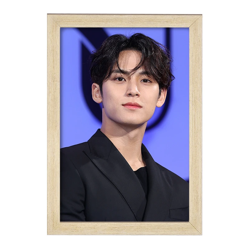 تابلو خندالو مدل مینگیو گروه سونتین Seventeen  کد 21637