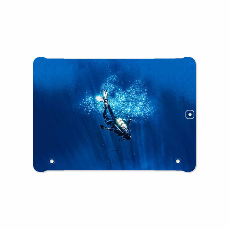 تصویر برچسب پوششی ماهوت مدل Scuba Diving مناسب برای تبلت سامسونگ Galaxy Tab S2 9.7 2015 T810