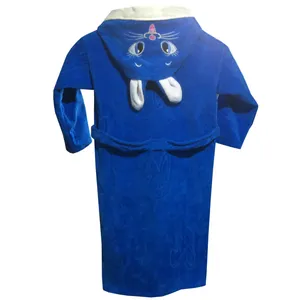 حوله پالتویی کودک ساینا مدل گربه سایز 70x31 سانتی متر