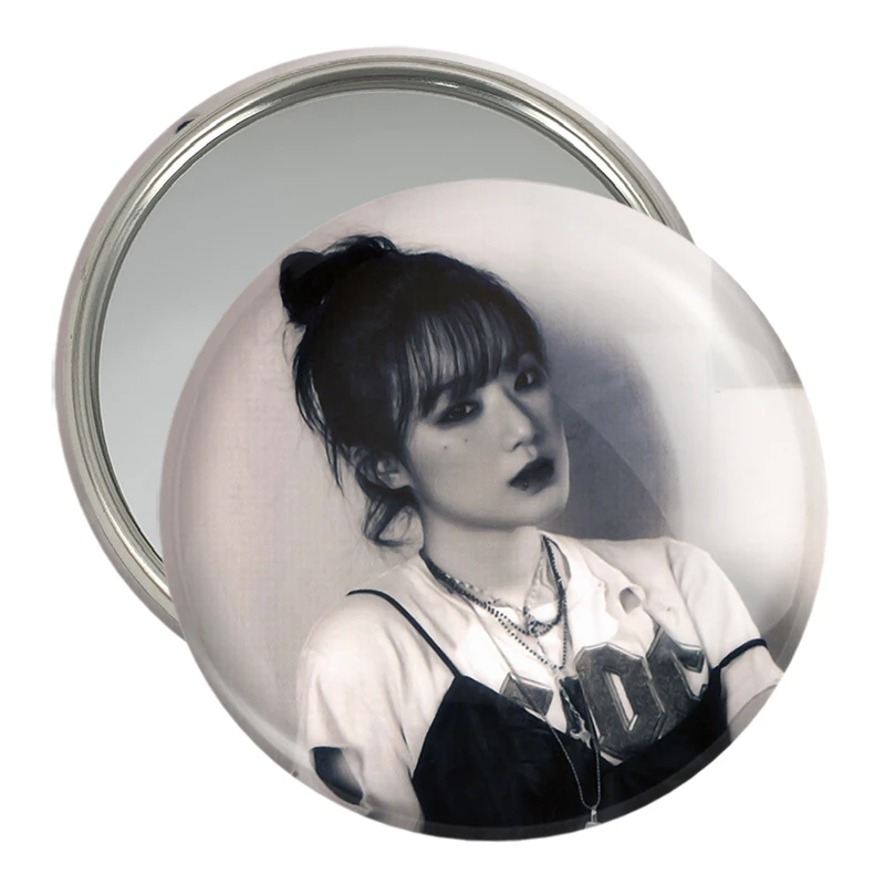 آینه جیبی خندالو مدل شوهوآ گروه جی آیدل Gidle  کد 19552