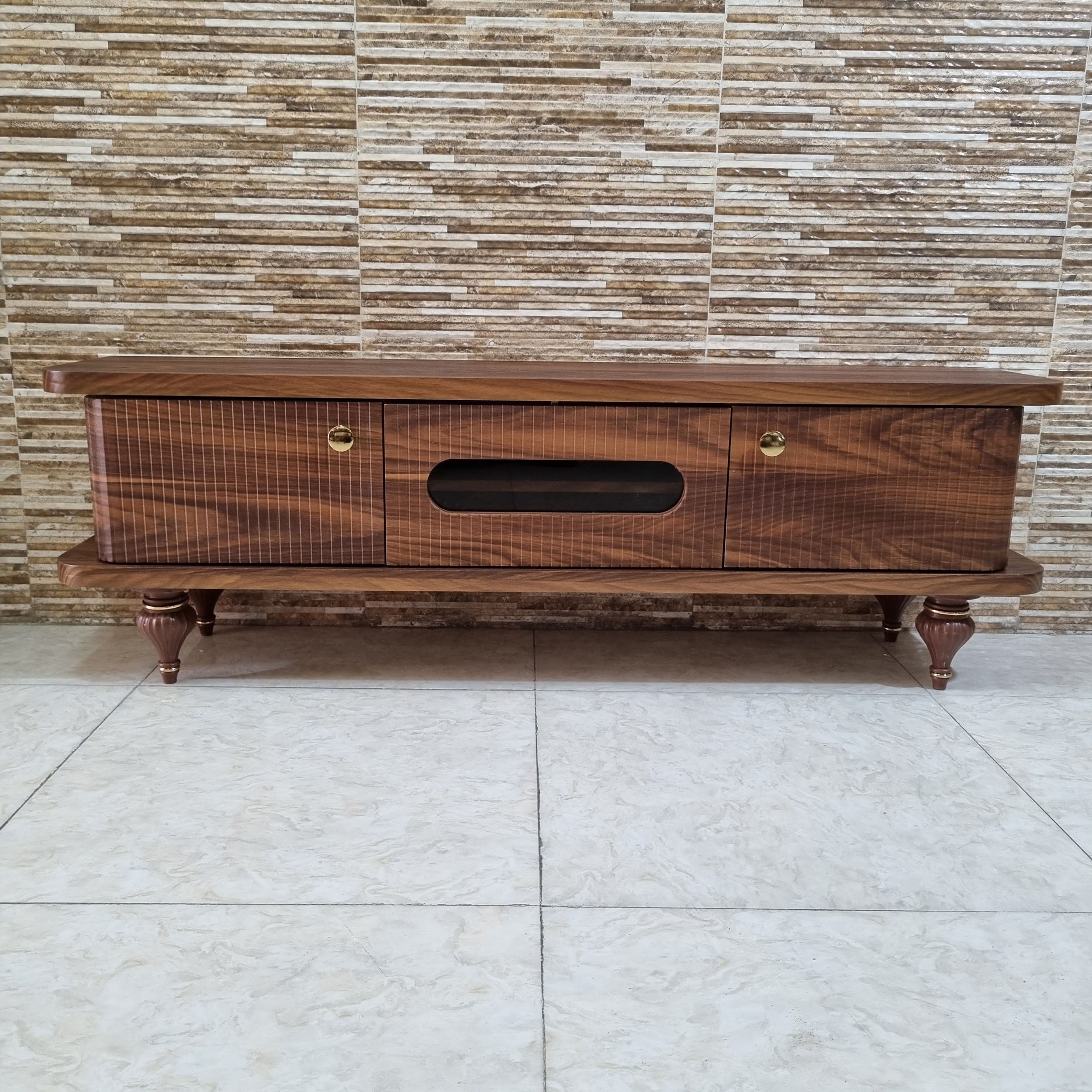 میز تلویزیون شبستان مدل 2028 میز تلویزیون شبستان مدل 2028