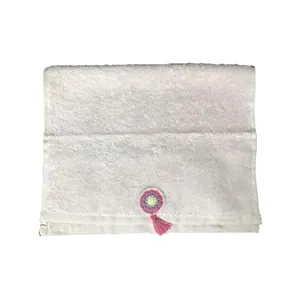 حوله دست انگلیش هوم مدل cycle danteli سایز 30x45 سانتی متر