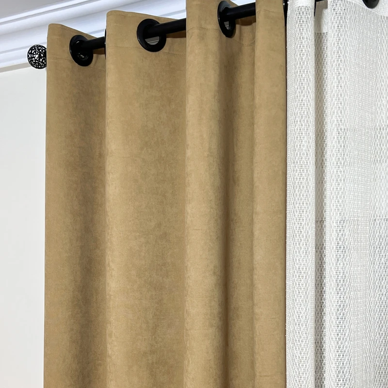 عکس شماره 18 : پرده مدل پانچ مخمل هازان سایز 150x280 سانتی متر