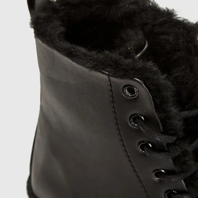 نیم بوت زنانه ال سی وایکیکی مدل انتی شوک ابگریز