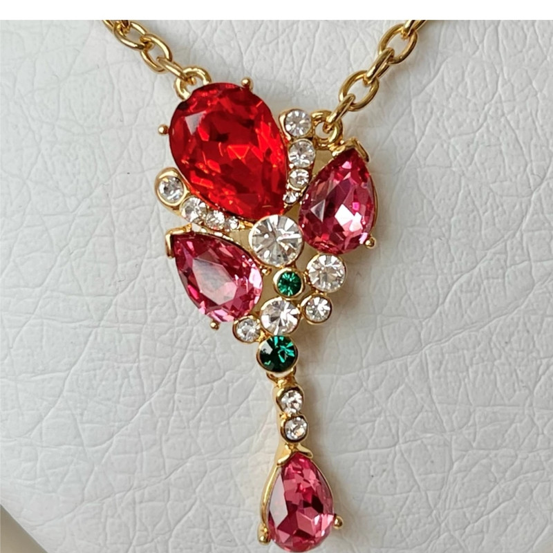 نیم ست زنانه کلیو مدل گل کریستال