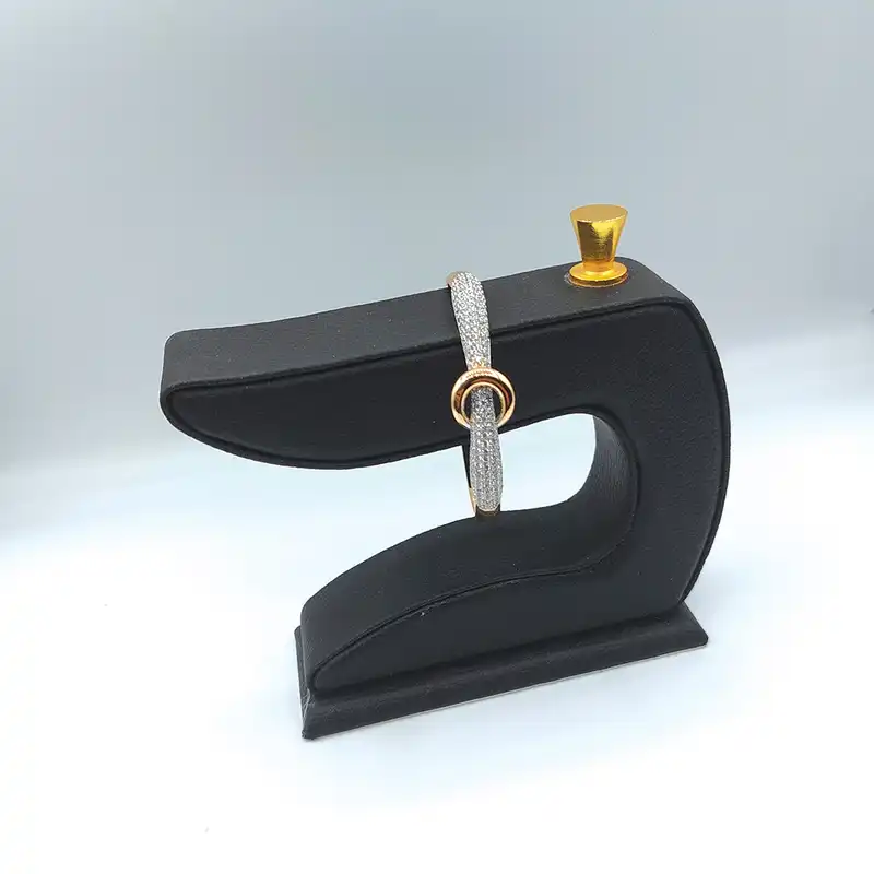 استند جواهرات مدل Z32