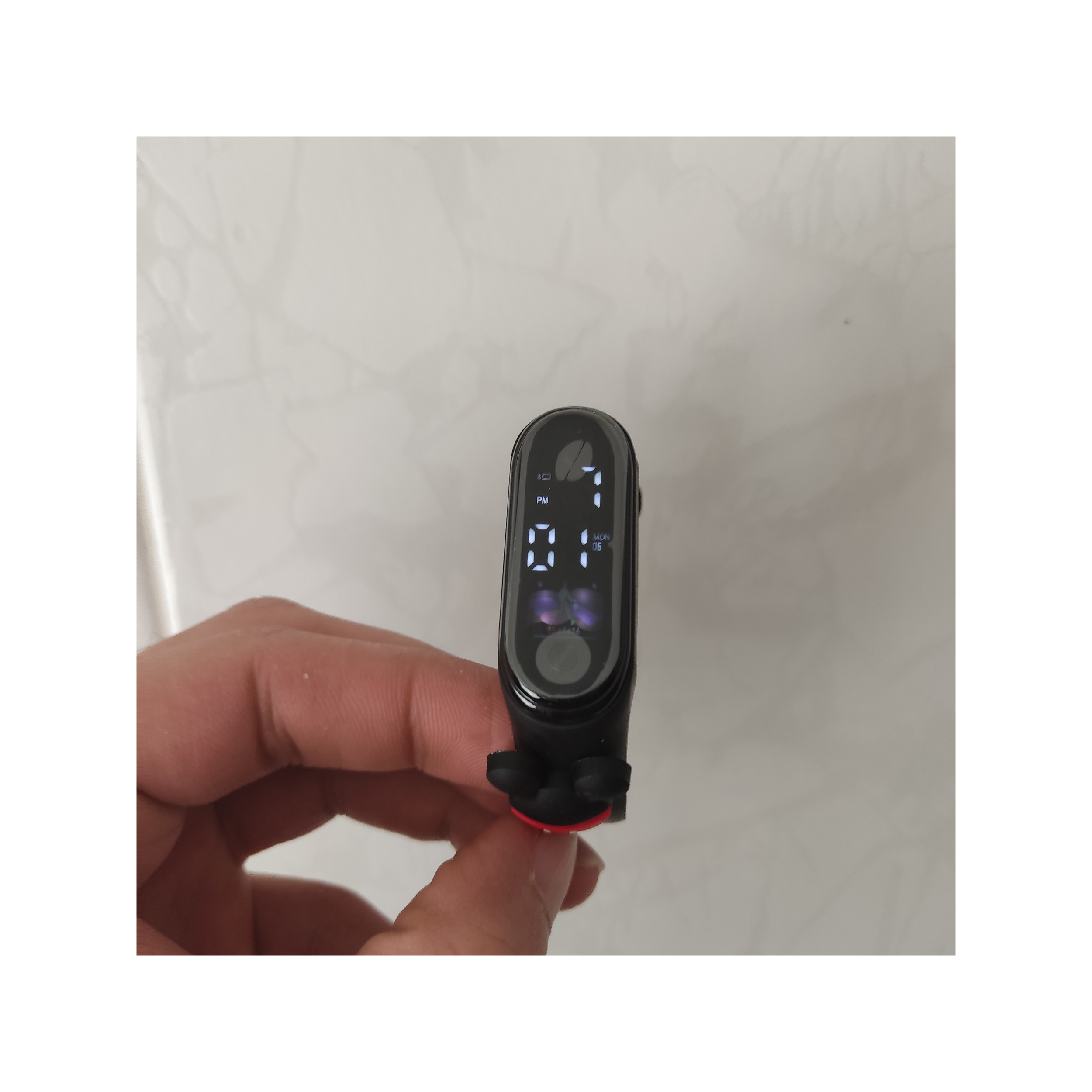 ساعت مچی دیجیتال دخترانه مدل لمسی ضد آب کد B