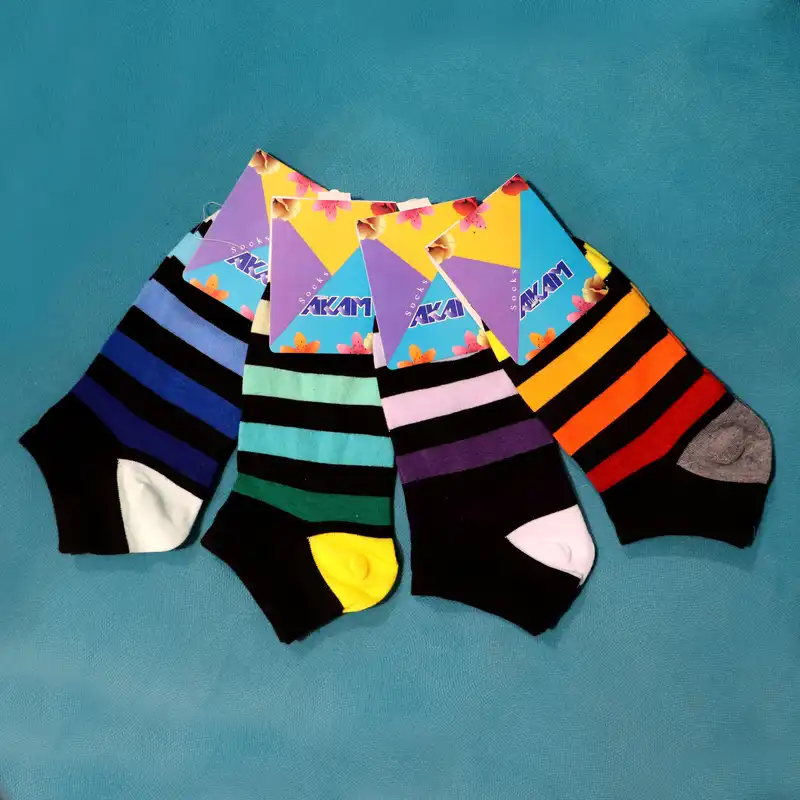 جوراب زنانه آکام کد 61 مجموعه 4 عددی