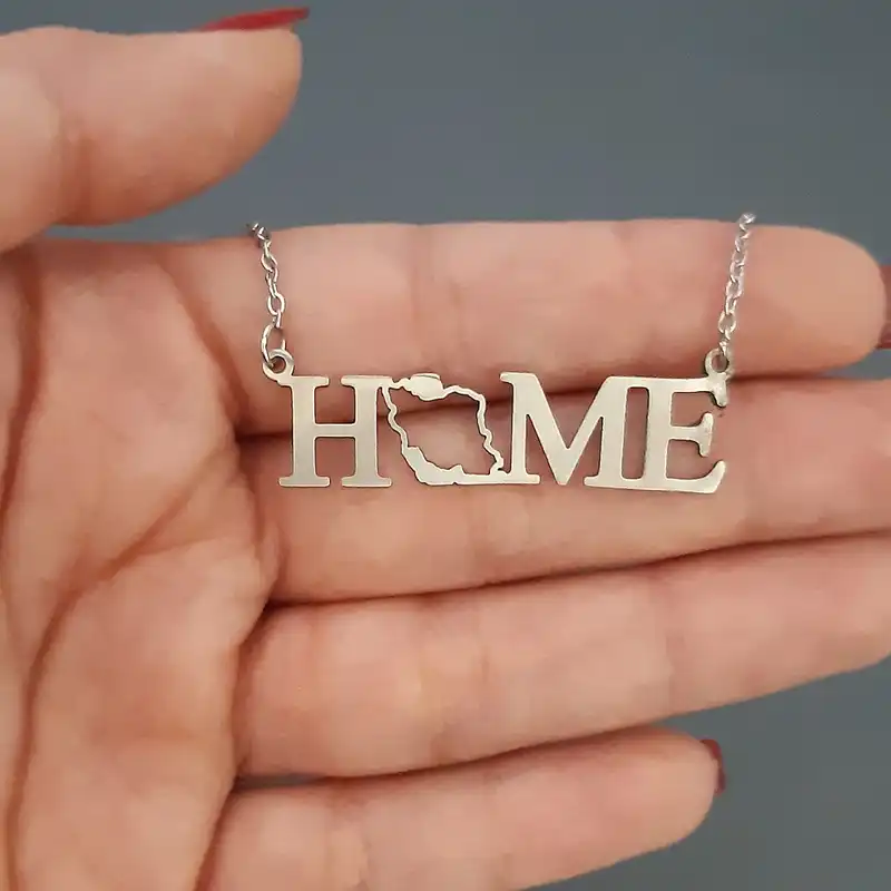 گردنبند زنانه مدل HOME طرح نقشه ایران