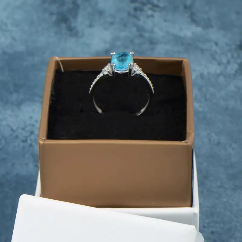 انگشتر نقره زنانه مدل توپاز AMT-R167