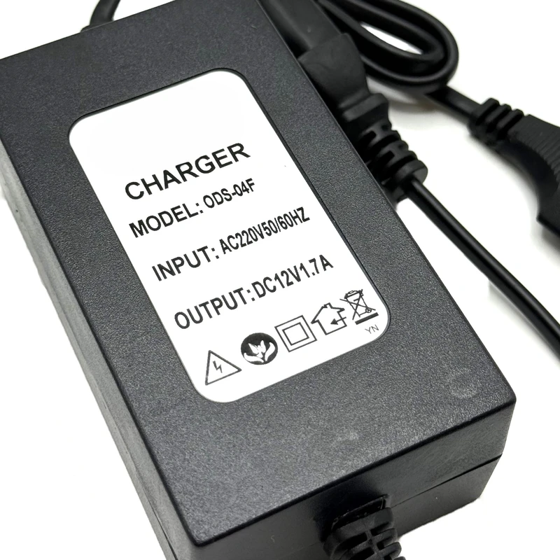 عکس شماره 2 : شارژر سمپاش مدل fast charg 1.7 آمپر ، 12 ولت