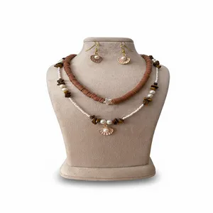 نیم ست زنانه مدل سنگی و مدال دریایی