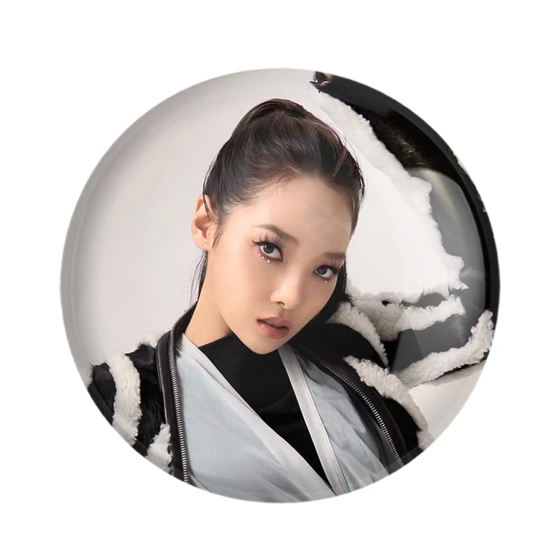 مگنت خندالو مدل سومین گروه کارد Kard  کد 20148