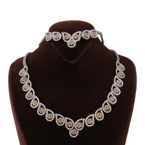 نیم ست نقره زنانه بازرگانی میلادی مدل فانتزی کد NTR_307