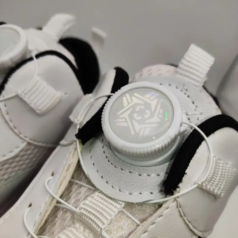 کفش راحتی  مدل آیریک 1061WH