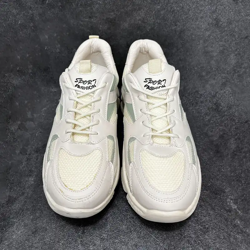 کفش پیاده روی زنانه مدل آدریانو