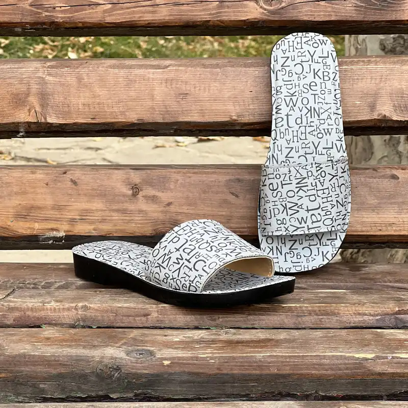 دمپایی زنانه کد Gy-9002