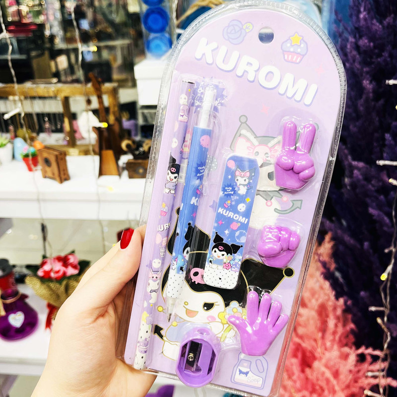 بسته لوازم تحریر مدل کرومی عروسکی مجموعه 7 عددی