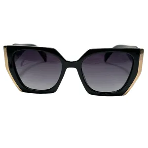 عینک آفتابی زنانه مدل 1372