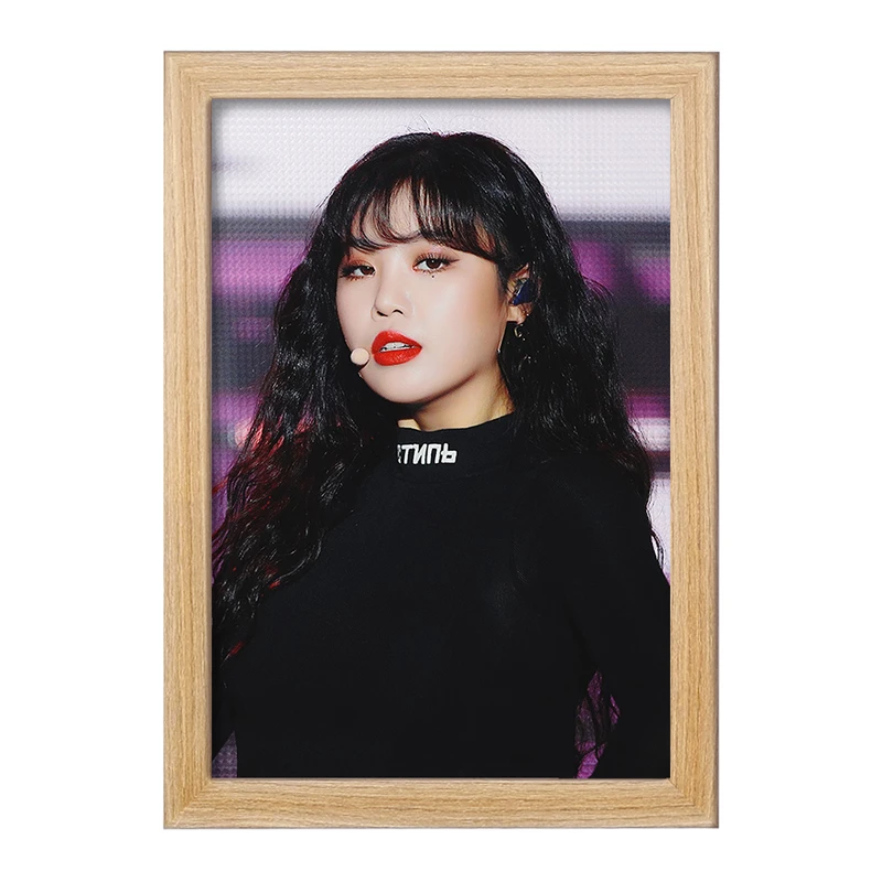 تابلو خندالو مدل سوجین گروه جی آیدل GIdle  کد 19562