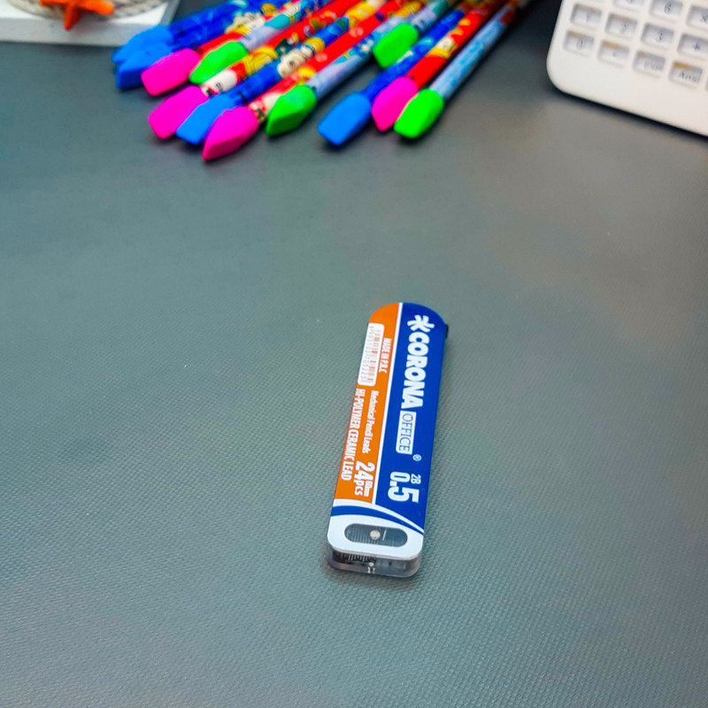 نوک مداد نوکی 0.5 میلی متری کرونا کد HB-05 نوک مداد نوکی 0.5 میلی متری کرونا کد HB-05