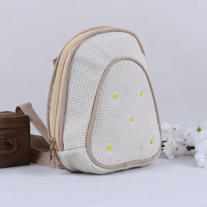 کوله پشتی زنانه مدل بابونه12