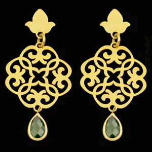 گوشواره طلا 18 عیار زنانه طلای مستجابی مدل اسلیمی کد 670163