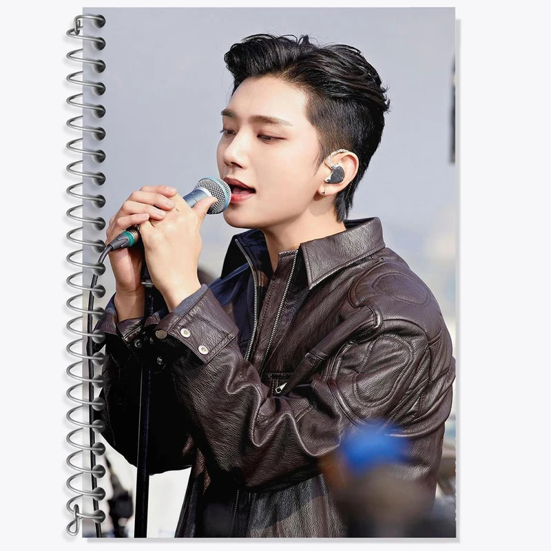 دفتر زبان 50 برگ خندالو مدل دو خط طرح جاشوآ گروه سونتین Seventeen کد 21573