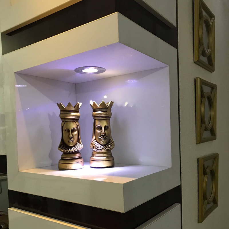 مجسمه مدل پادشاه و ملکه B2 مجموعه 2 عددی