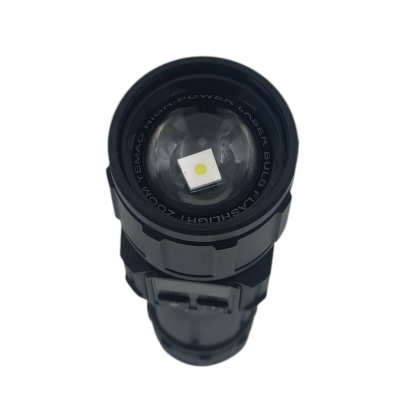 چراغ قوه دستی یئماو مدل YM-82305C-TG رنگ نور مهتابی