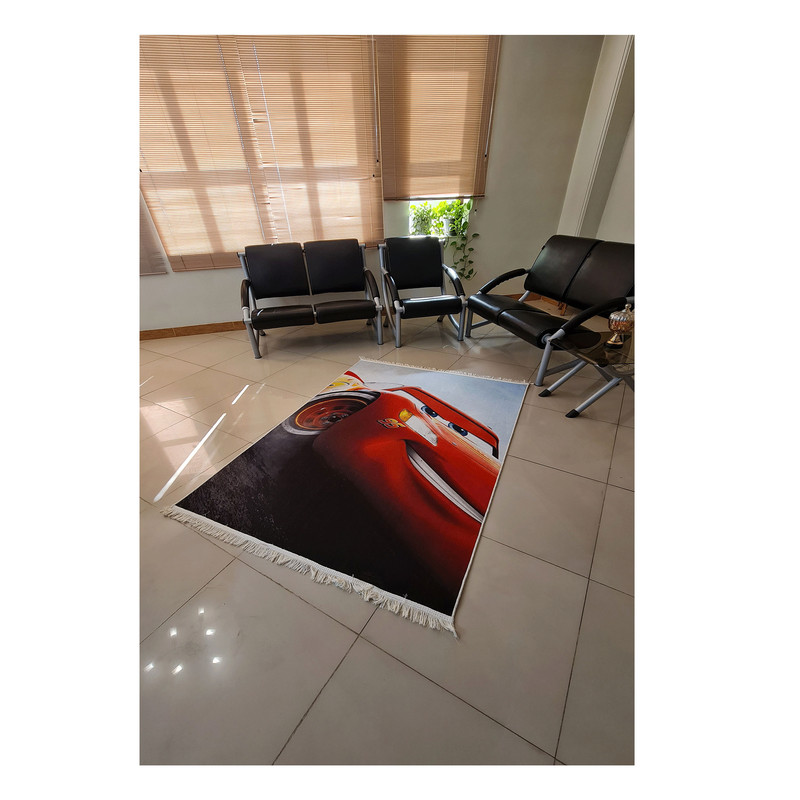 فرش پارچه ای مدل فرشینه طرح مک کوئین