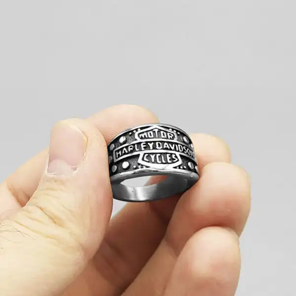 انگشتر مدل SK-Stdns-630