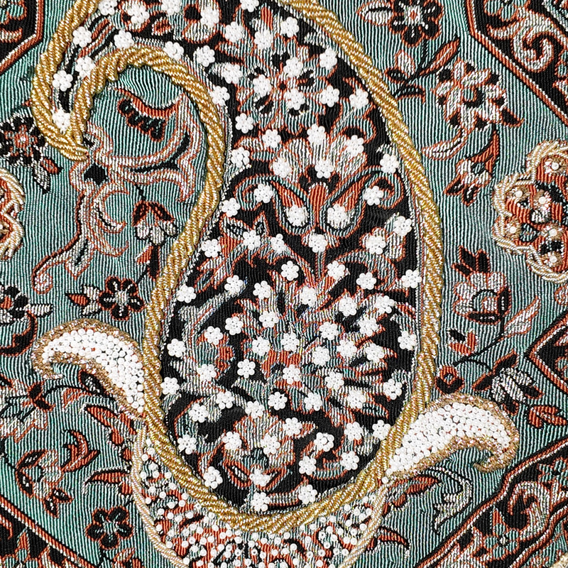 رومیزی ترمه مدل سرمه دوزی طرح ابریشم کسری