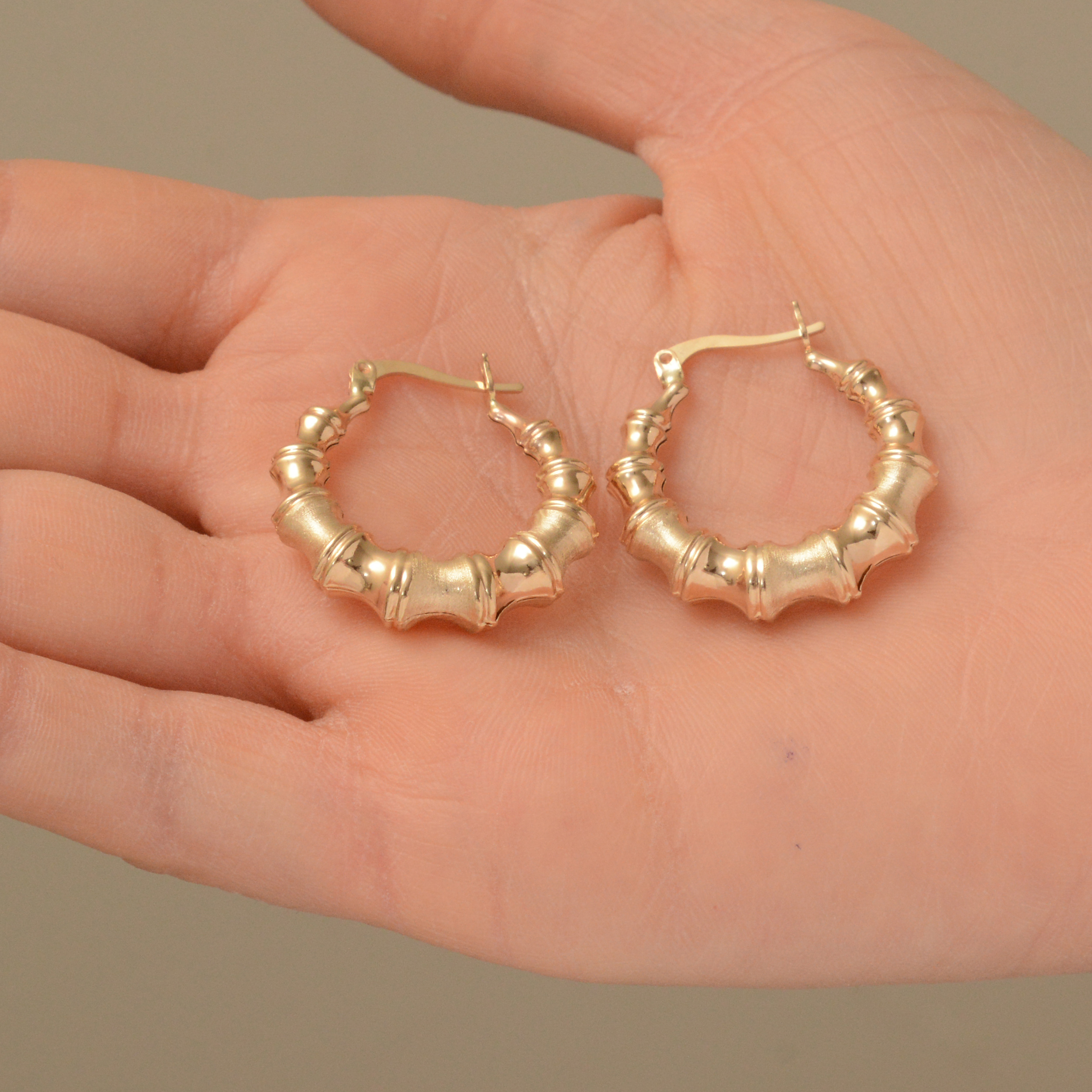 گوشواره طلا 18 عیار زنانه طلای مستجابی مدل حلقه ای کد 415