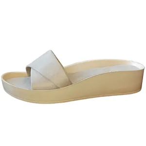 دمپایی زنانه کیتو مدل هانیه قایقی پاکتی 01