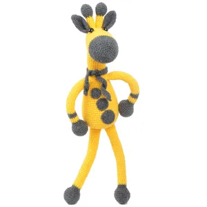 عروسک بافتنی طرح زرافه کد۲۳۰۶