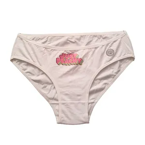 شورت زنانه فیتن فرخ زادی مدل فانتزی just