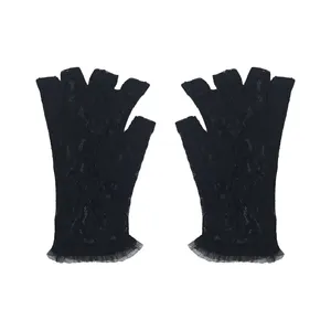 دستکش زنانه سیلکا مدل نیم انگشت گیپور کش