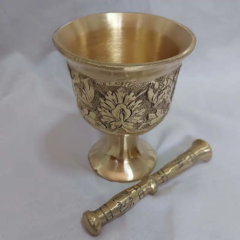 هاون برنجی مدل پایدار طرح قلمزنی کد 256