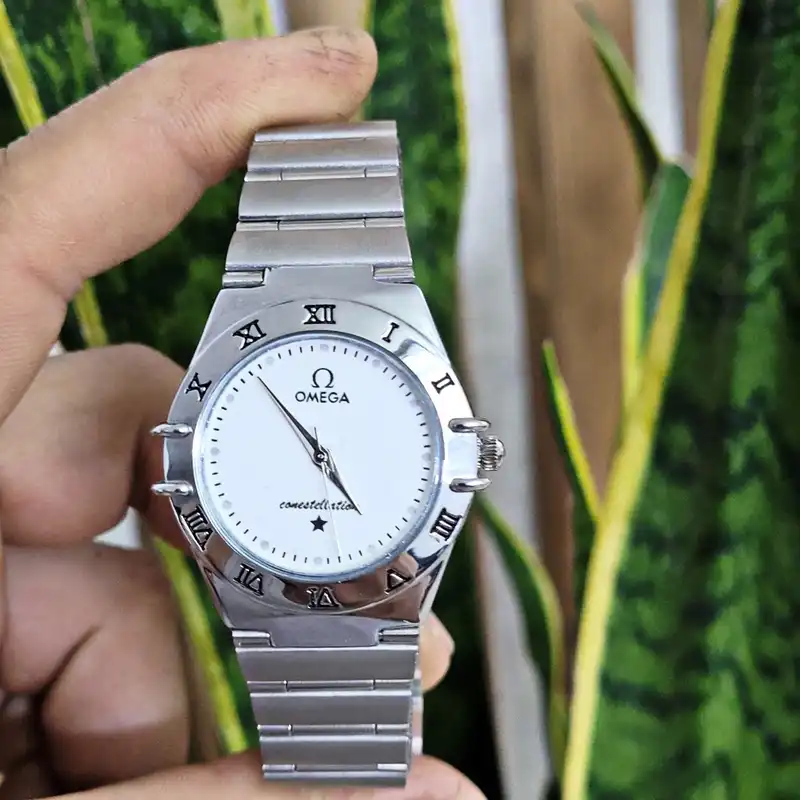 ساعت مچی عقربه ای زنانه مدل 01