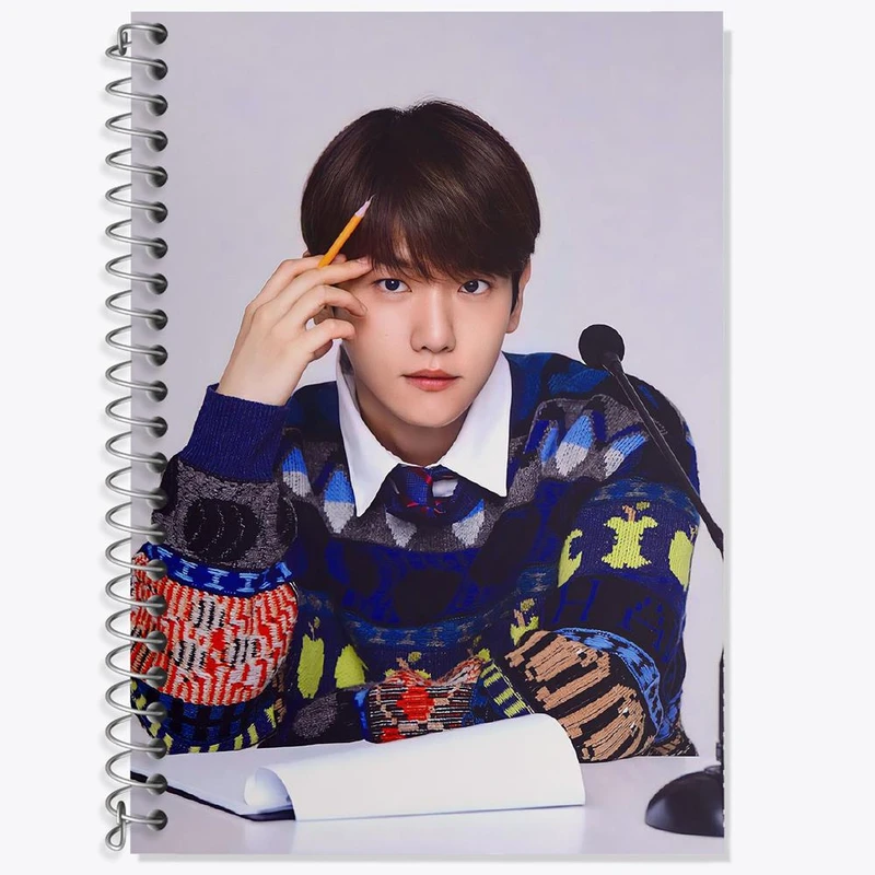 دفتر زبان 50 برگ خندالو مدل سه خط طرح بکهیون گروه اکسو EXO کد 13607